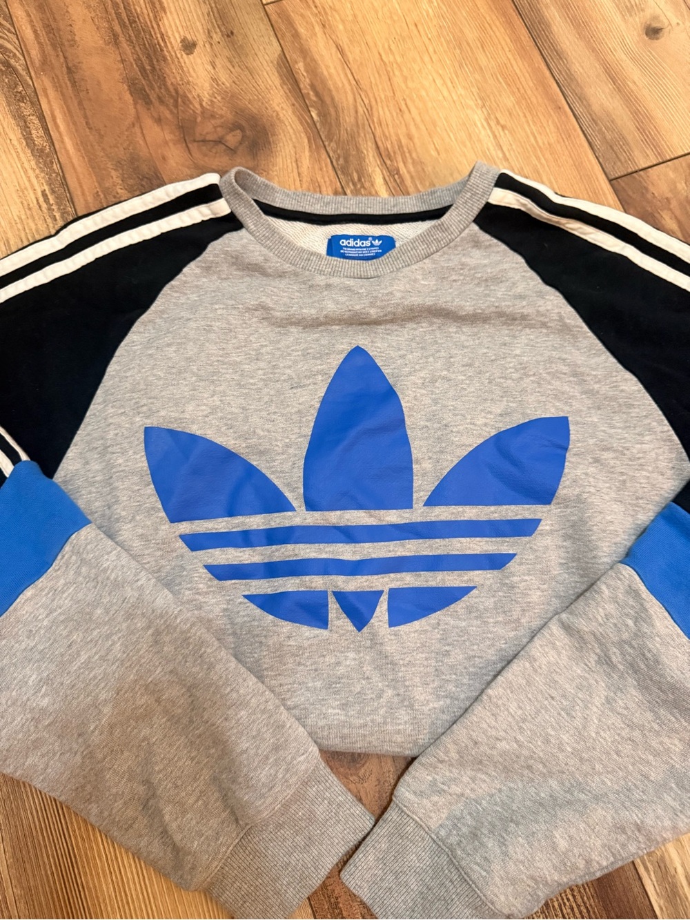 Vintage Adidas Originals Gray & Blue Tri-colored Sweatshirt
